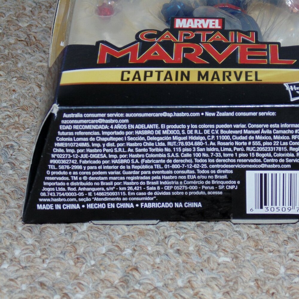Hasbro Marvel Legends 6" Captain Marvel in Uniform MIB Brand New BAF Kree Sentry - Picture 9 of 10